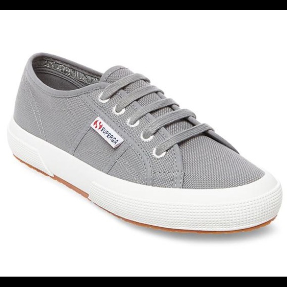 Superga Sneakers